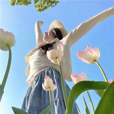 岁岁逢君恰似瑾